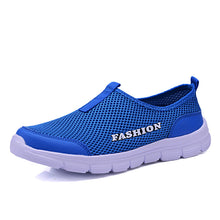 Load image into Gallery viewer, White Golden Men Football Boots High Ankle Soccer Shoe Women Soft Groud Man Football Shoes Botas De Futbol Socks Cleats Training